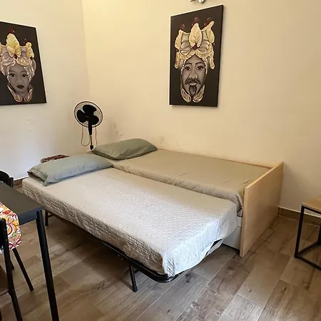 La Mansarda Dei Mori, Catania, Italy Apartment